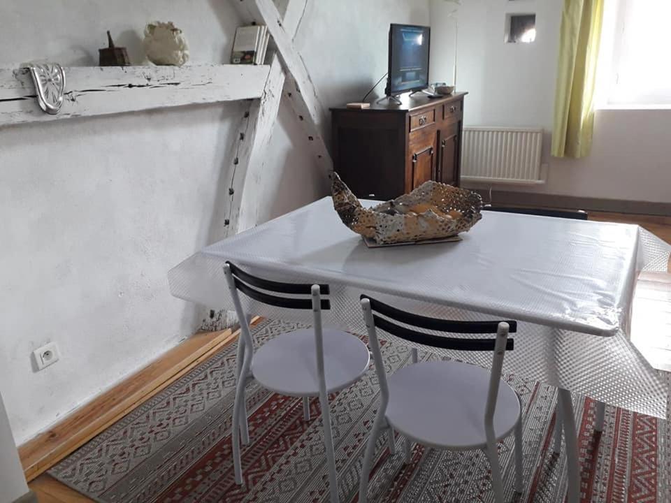 Apartament L'Atelier Du Chapeau Rouge Souvigny Zewnętrze zdjęcie